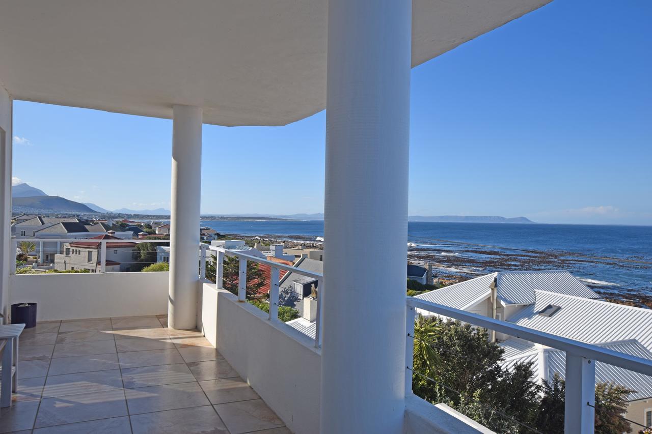 Apartment Dolphin House Hermanus Extérieur photo